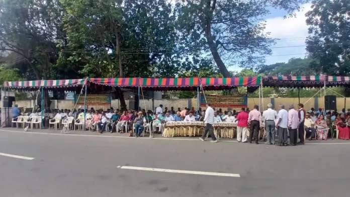 pensioners protest Coimbatore