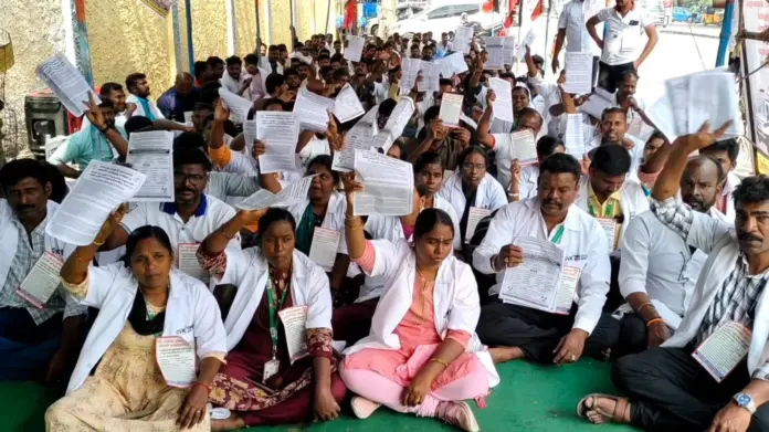 108 ambulance protest Coimbatore