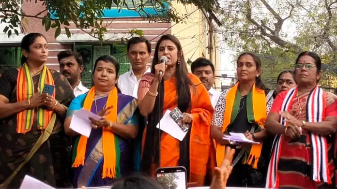 Kasthuri political speech