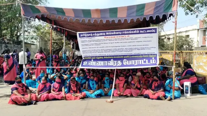 Anganwadi hunger protest