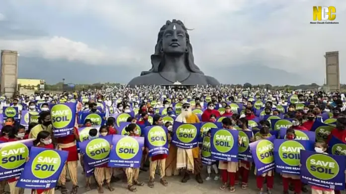 Women attending Isha seminar Coimbatore