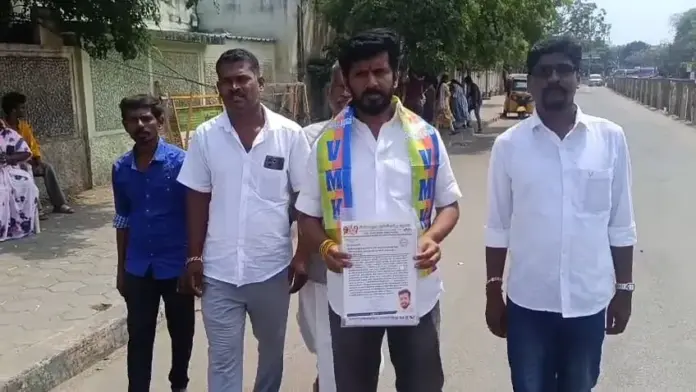Independent candidate Velmurugan request