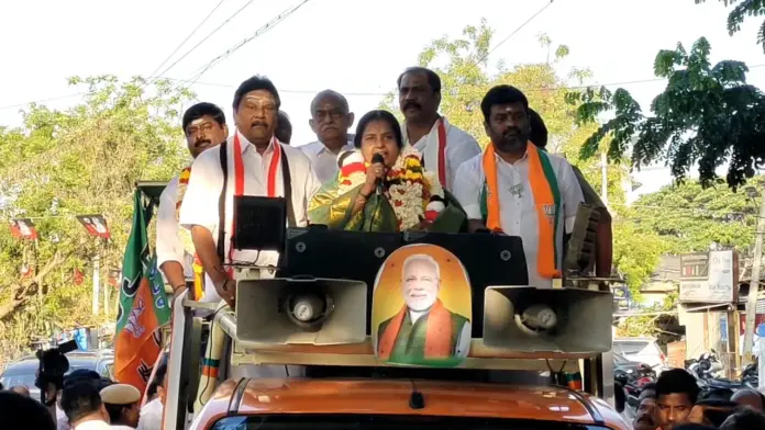 Vanathi campaign in Coimbatore