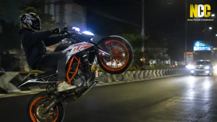 Bike stunt youths in Coimbatore