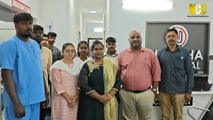 Doctors And Staff Donate Blood