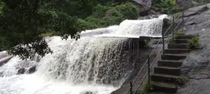 Kovai Kutralam Falls closed due to flooding